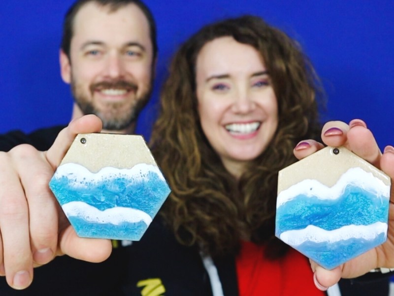 We LOVE Using UV Resin for Ocean Resins&nbsp;(Tutorial!)